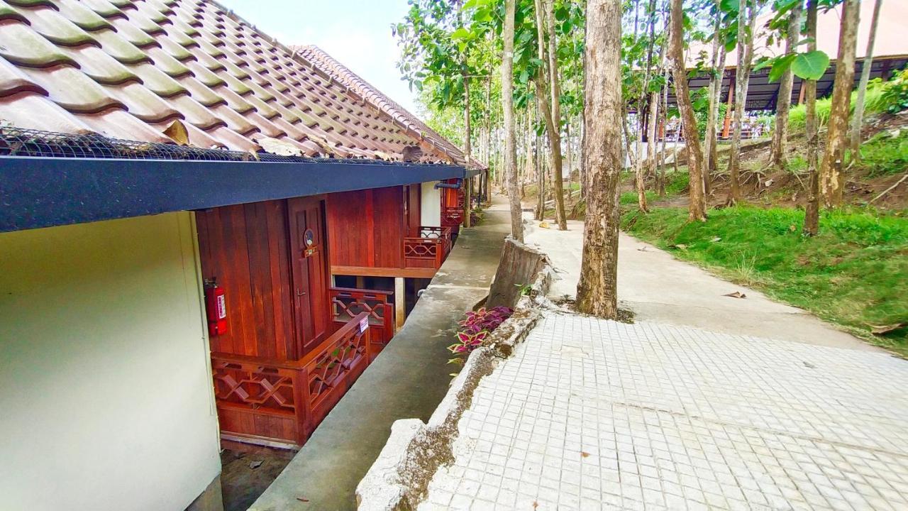 Kasuari Exotic Resort Magelang Zewnętrze zdjęcie