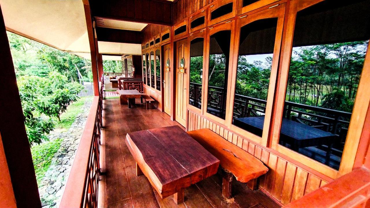 Kasuari Exotic Resort Magelang Zewnętrze zdjęcie